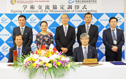 Hợp tác HueIC & UBE KOSEN trong đào tạo