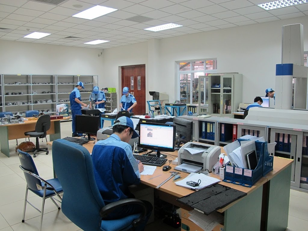 Kỹ thuật viên KCS trong ngành Xi măng, Men – Gốm – Sứ Kỹ thuật viên KCS trong ngành Xi măng, Men – Gốm – Sứ