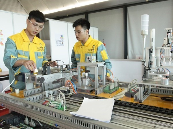 Lùi thời gian tổ chức kỳ thi kỹ năng nghề quốc gia vì dịch COVID-19 Lùi thời gian tổ chức kỳ thi kỹ năng nghề quốc gia vì dịch COVID-19