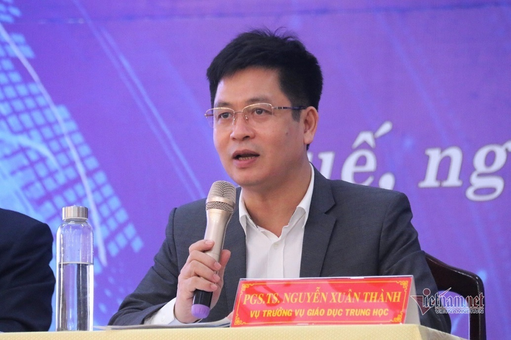 ‘Chỉ cần cục đất sét cũng có thể dạy STEM’