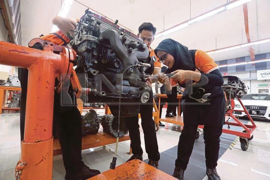 Đại học không phải là con đường duy nhất