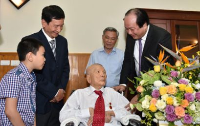 Cựu học sinh tiêu biểu: Nguyễn Côn