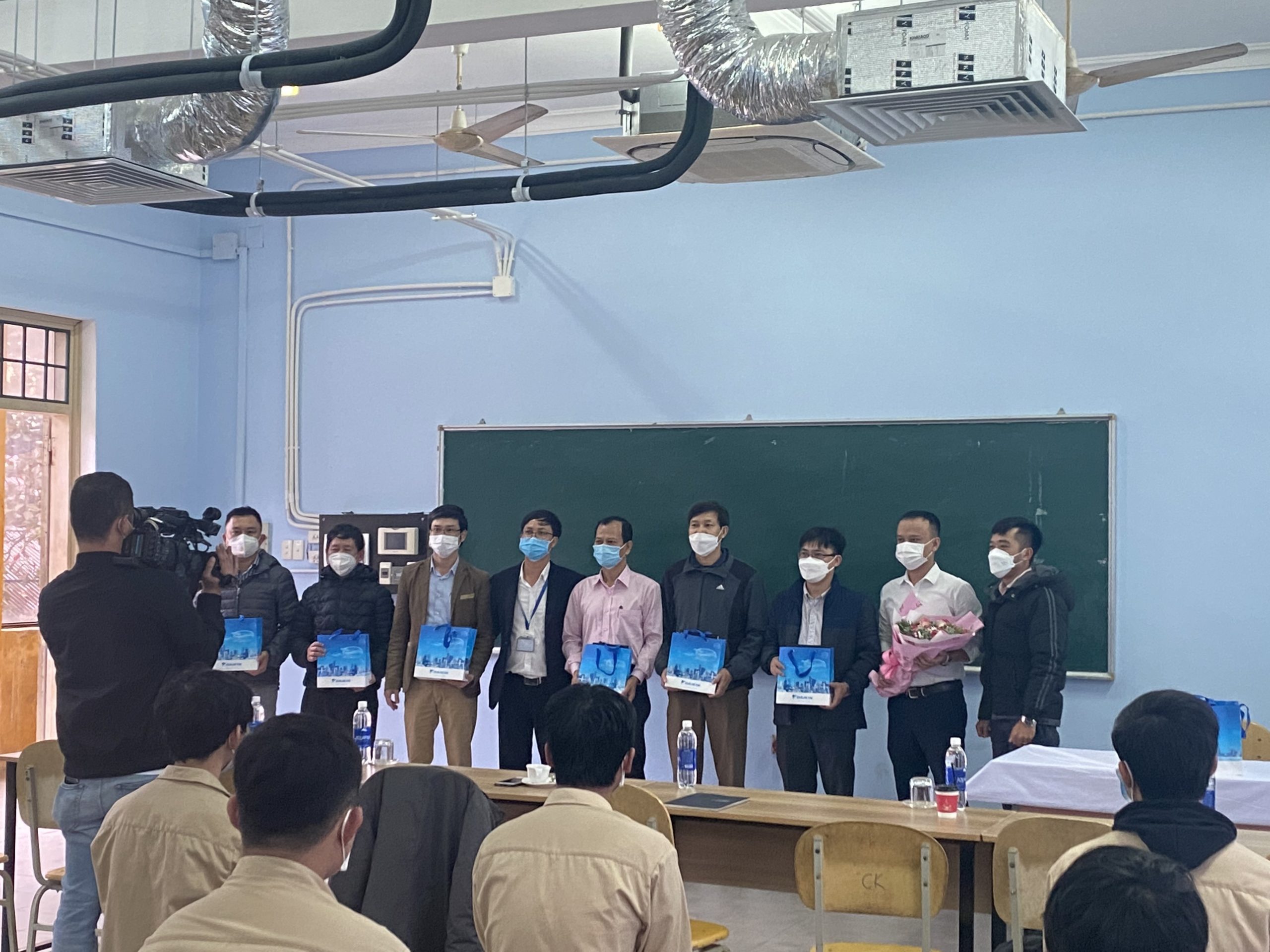 Khai trương phòng thực hành Hệ thống điều hòa trung tâm do Daikin Việt Nam tài trợ