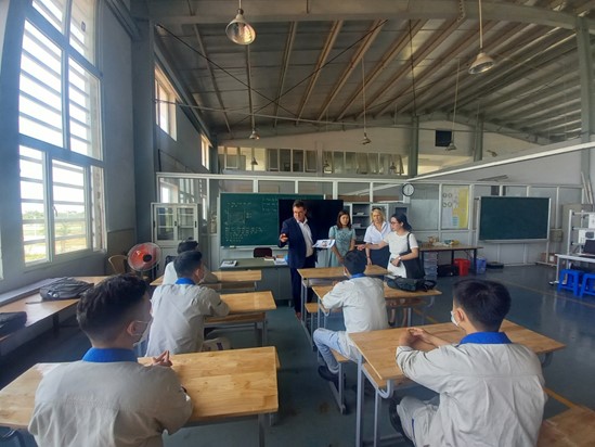 Chuẩn bị công tác thi giữa kỳ ngành Điện công nghiệp chuyển giao từ CHLB Đức tại Trường Cao đẳng Công nghiệp Huế Chuẩn bị công tác thi giữa kỳ ngành Điện công nghiệp chuyển giao từ CHLB Đức tại Trường Cao đẳng Công nghiệp Huế