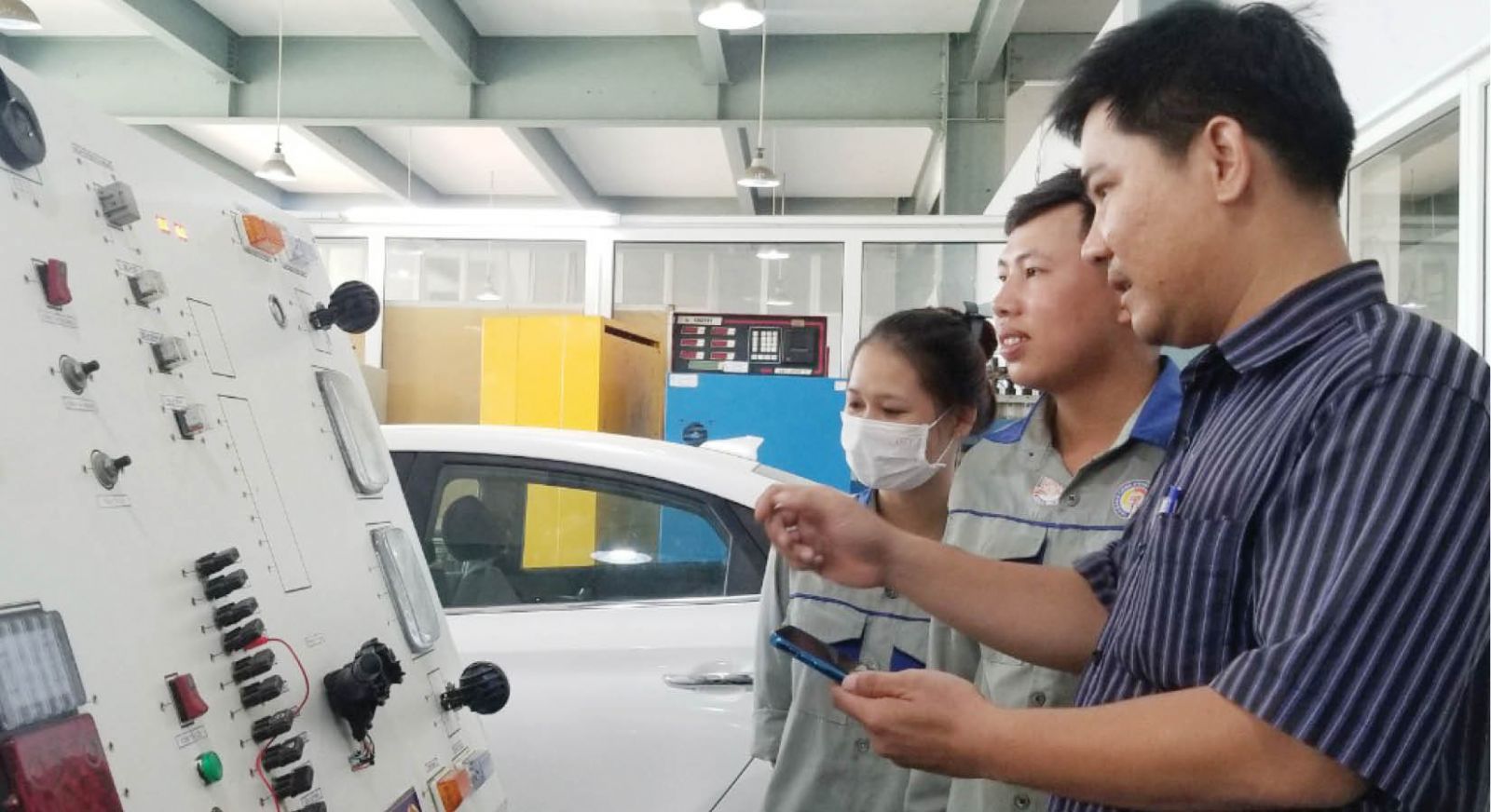 Rộng mở những con đường phía trước